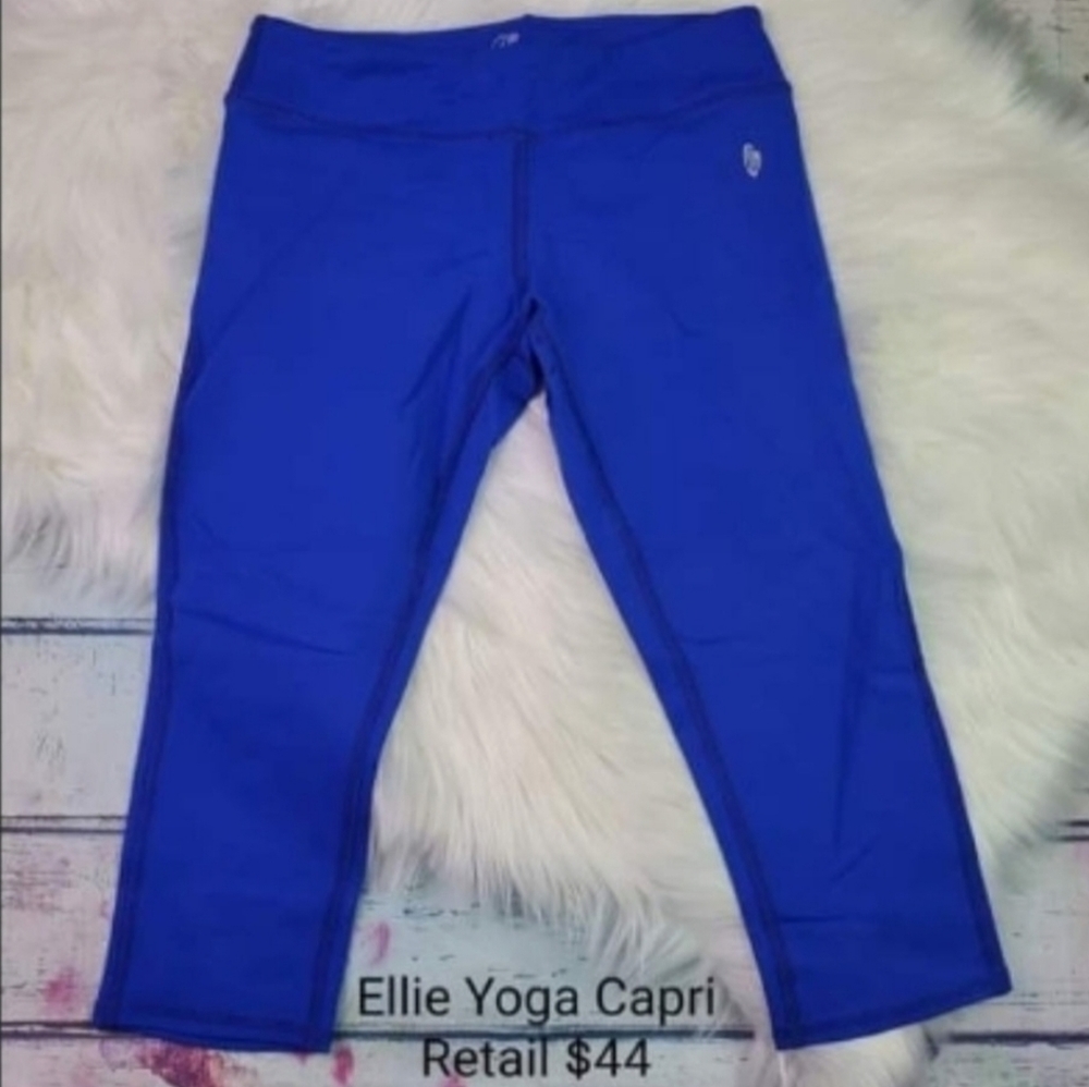 Brand: Ellie Size: Small Color: Blue